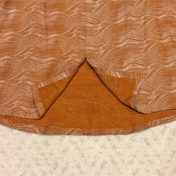 RVCA Strappy Cami Tank Top NEW Womens XS Camel Tan Ripple Wavy Lines Summer Gift - Picture 5 of 8